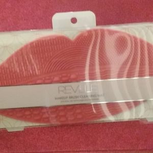 Make up Brush Cleaning Mat